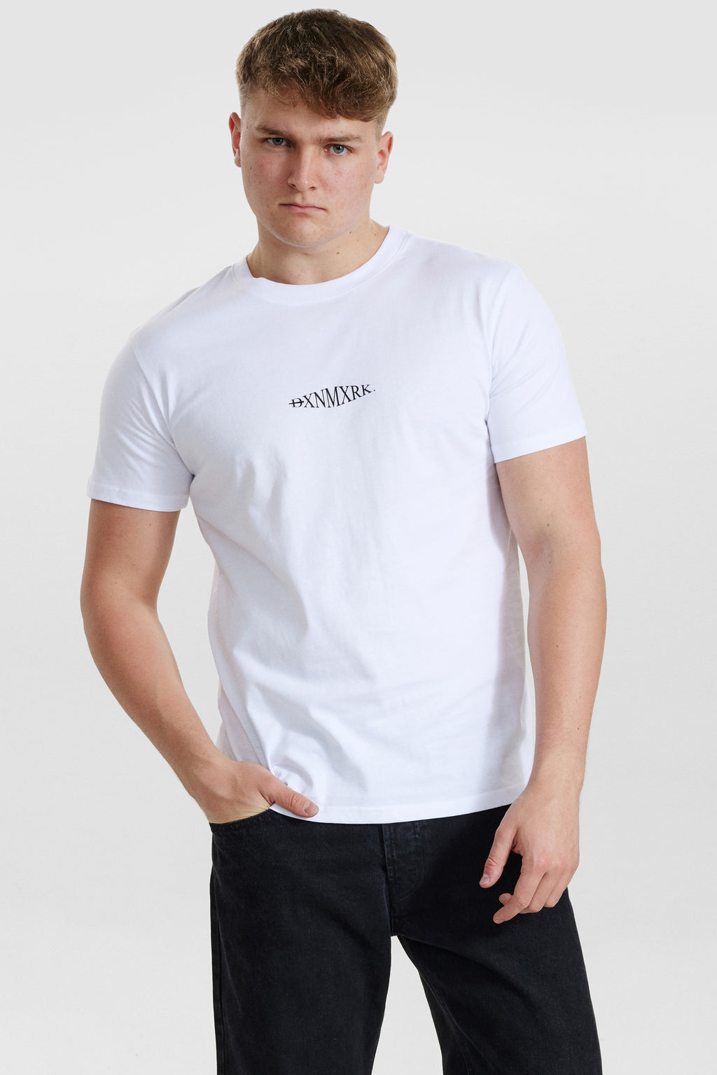 DXNMXRK. DX-Arne T-shirt White