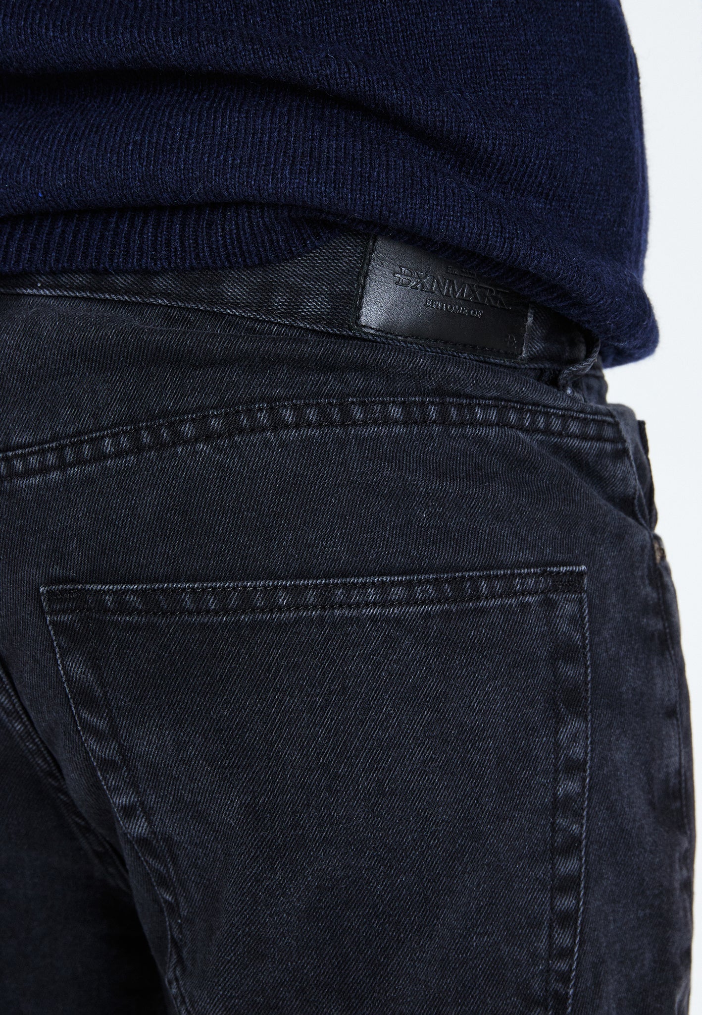 DXNMXRK. DX-Eamon Jeans Black