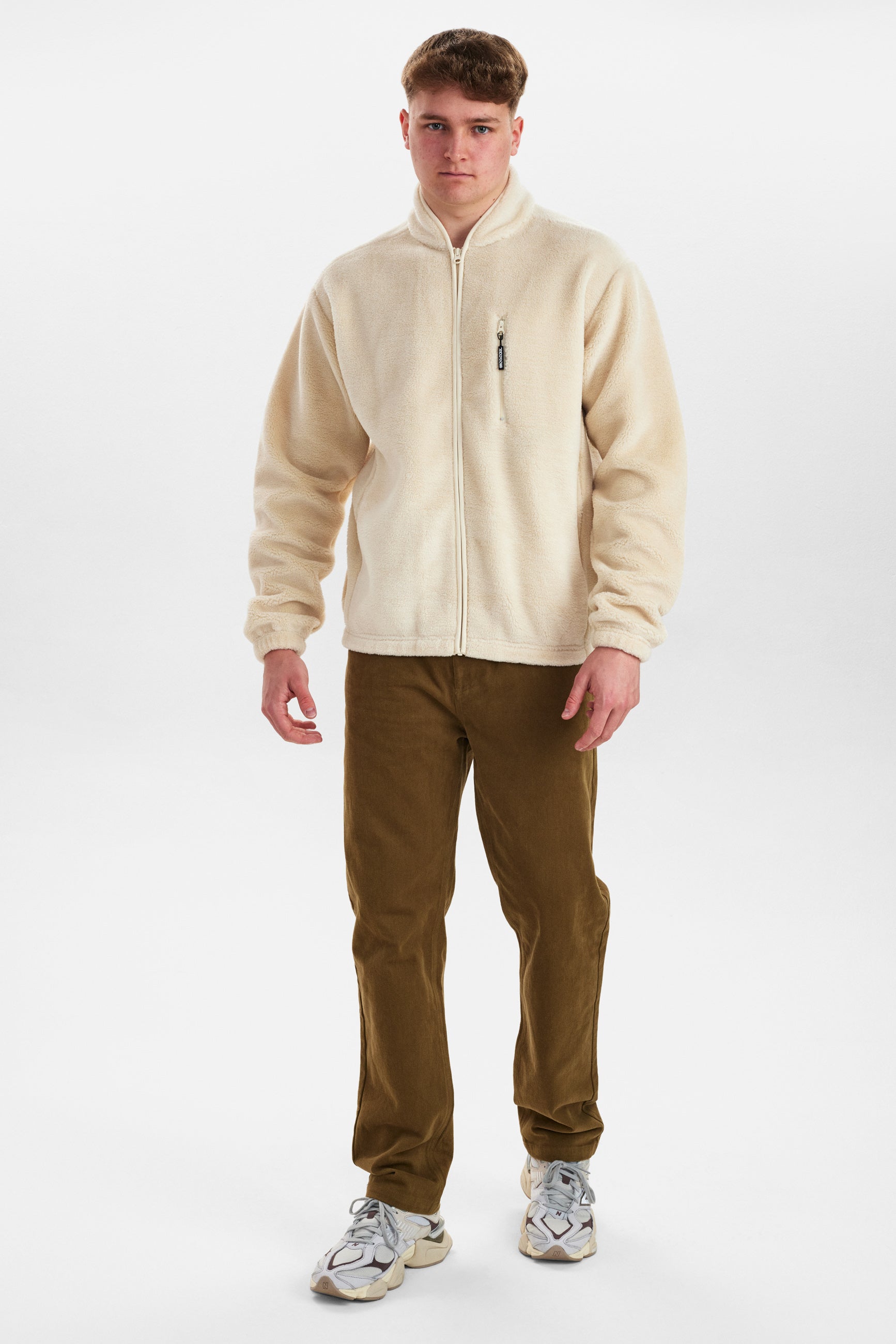 DXNMXRK. DX-Edelhard Outlet Tofu