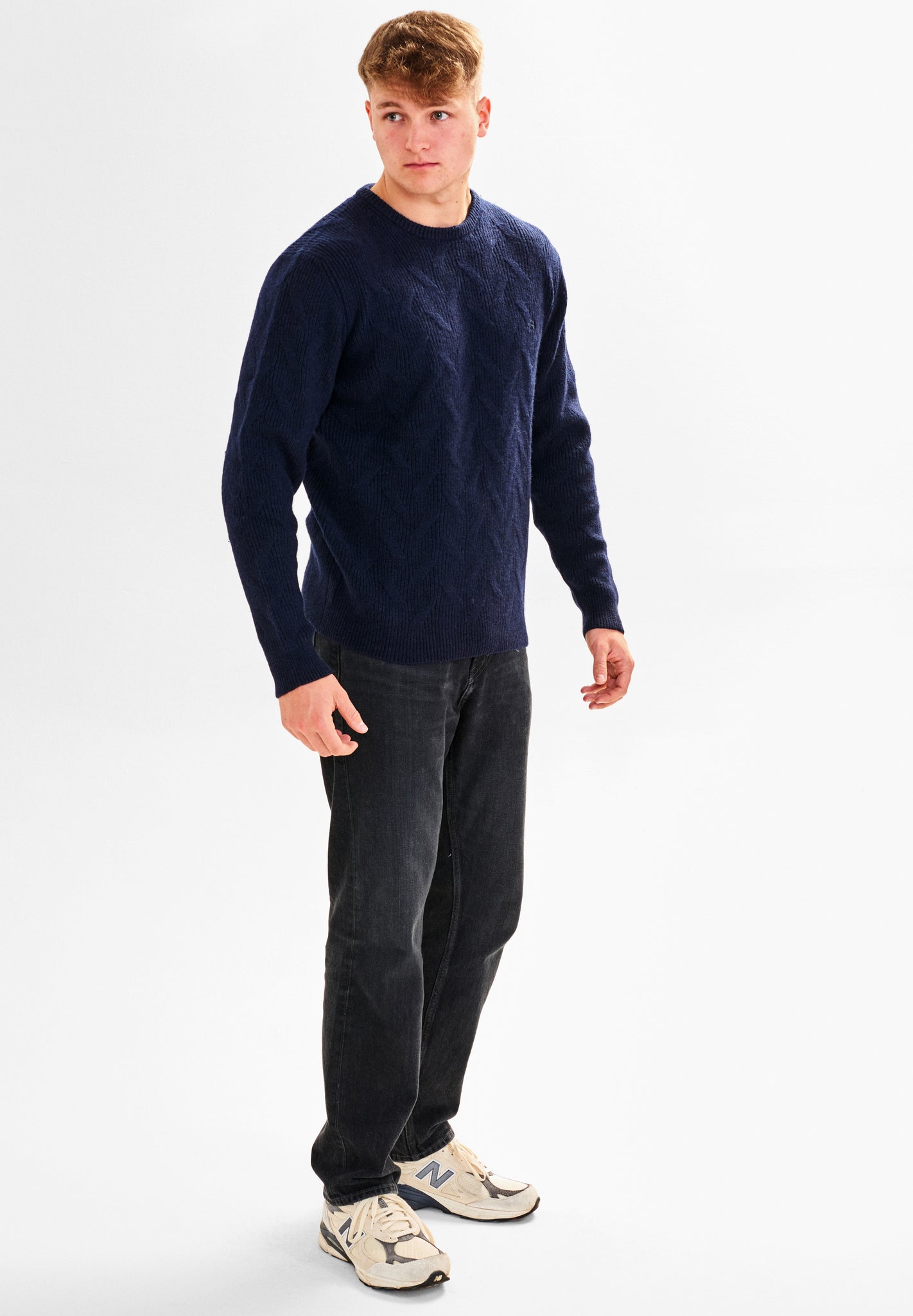 DXNMXRK. DX-Buster Knitwear Carbon