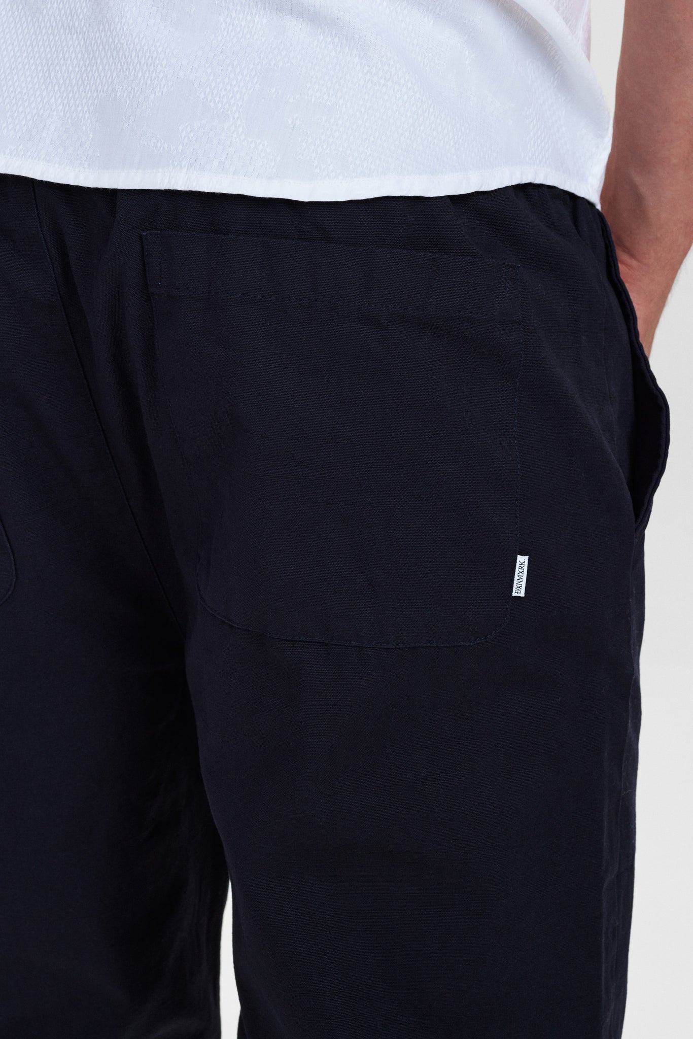 DXNMXRK. DX-Elaf Pants navy