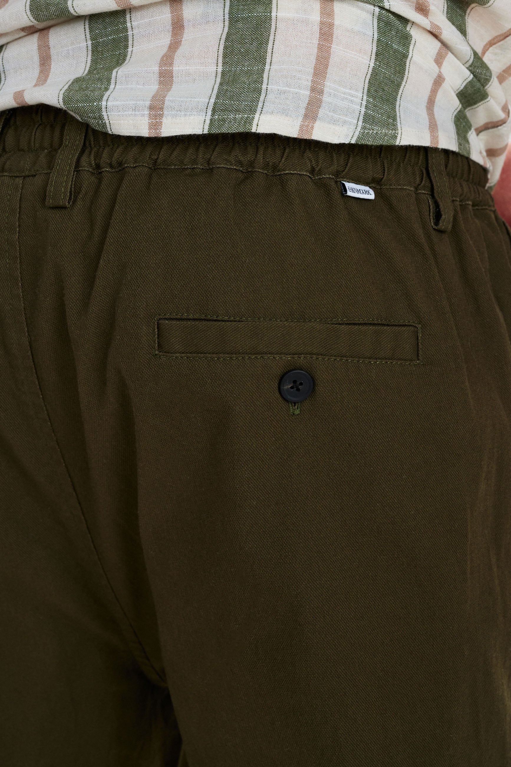 DXNMXRK. DX-Elmo Pants Army green